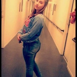 Meet your Posher, Alyssa